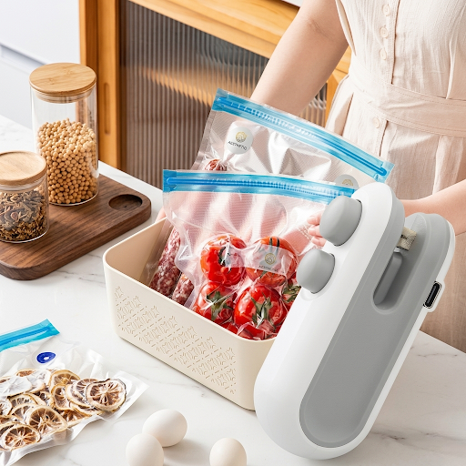 SealSnap™ Mini Bag Sealer